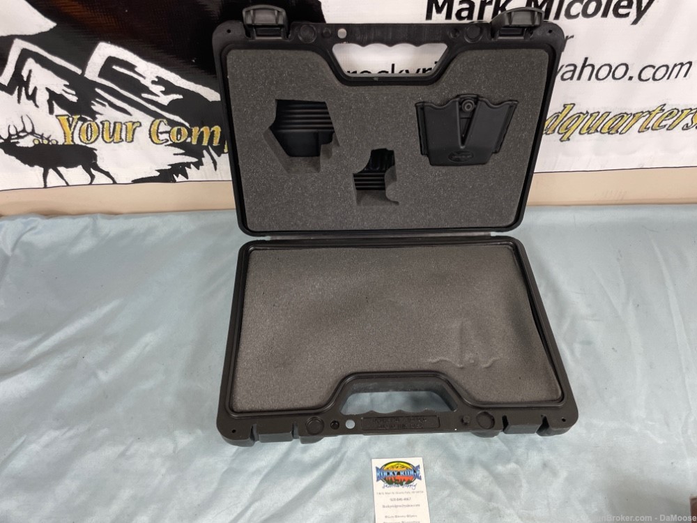 Springfield Armory Pistol HARD CASE + Mag Holster -img-4