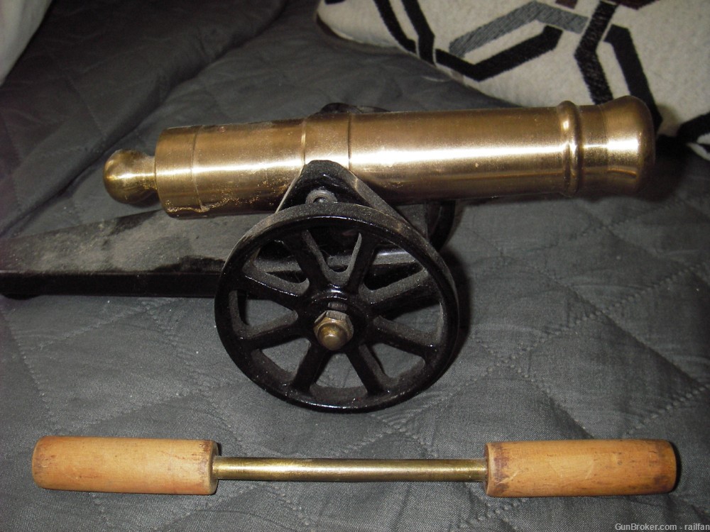 VINTAGE SMALL CANNON-img-1