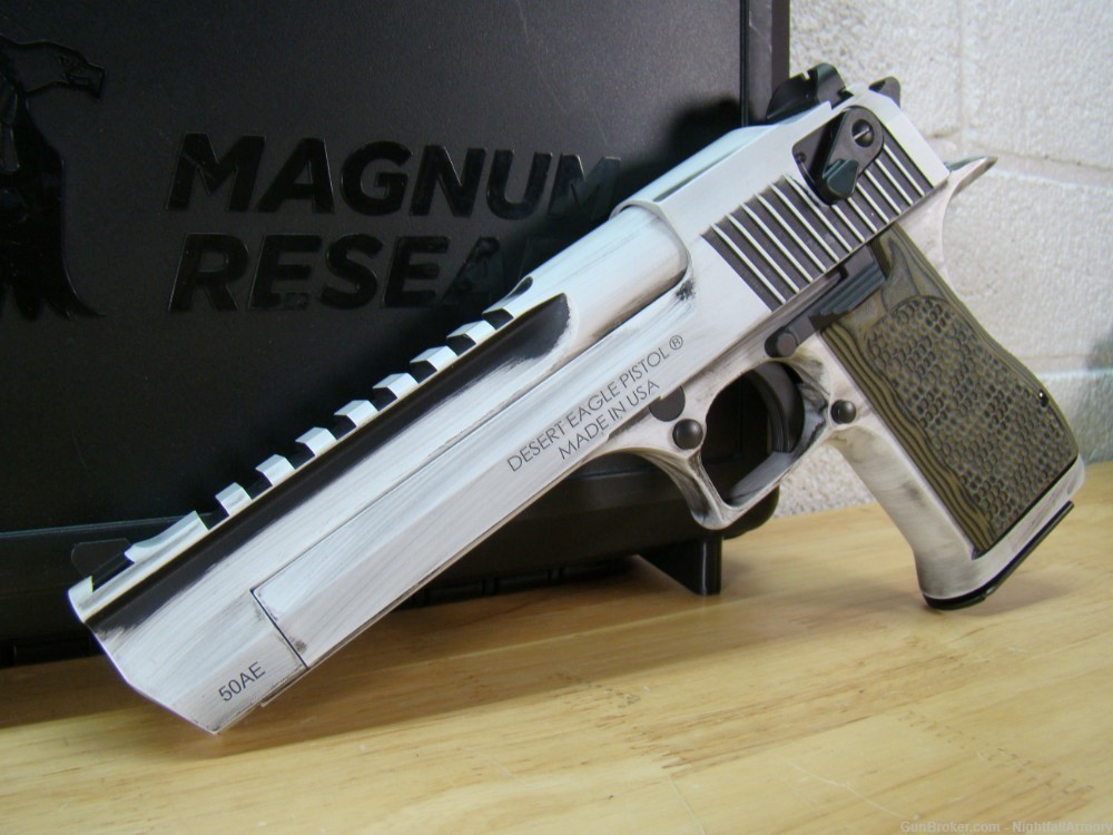 Magnum Research Desert Eagle MKXIX .50AE White Distressed DE50WMD Deagle 50-img-0