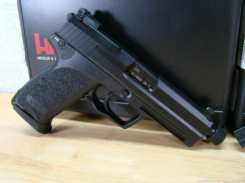 Pair of HK USP-45 Tactical V1 .45ACP Pistols, H&K consec serial #'s USP 45-img-25