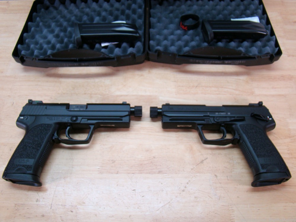 Pair of HK USP-45 Tactical V1 .45ACP Pistols, H&K consec serial #'s USP 45-img-10