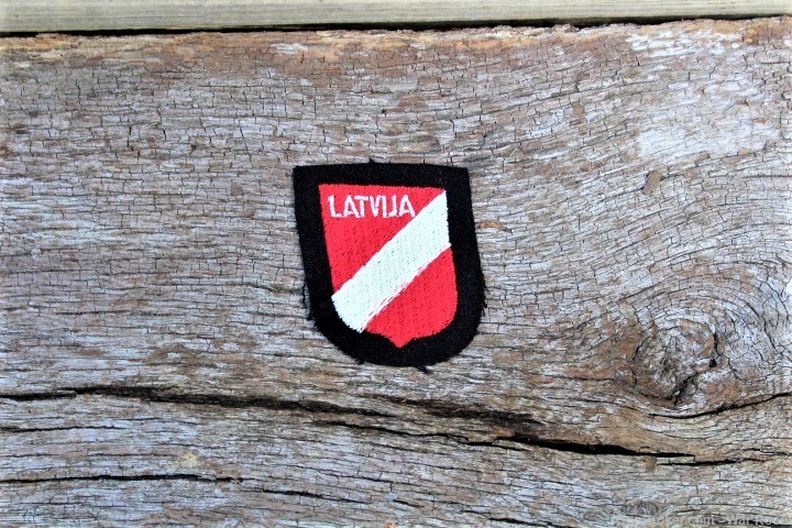 WWII German Latvian Volunteer's Sleeve Shield-img-0