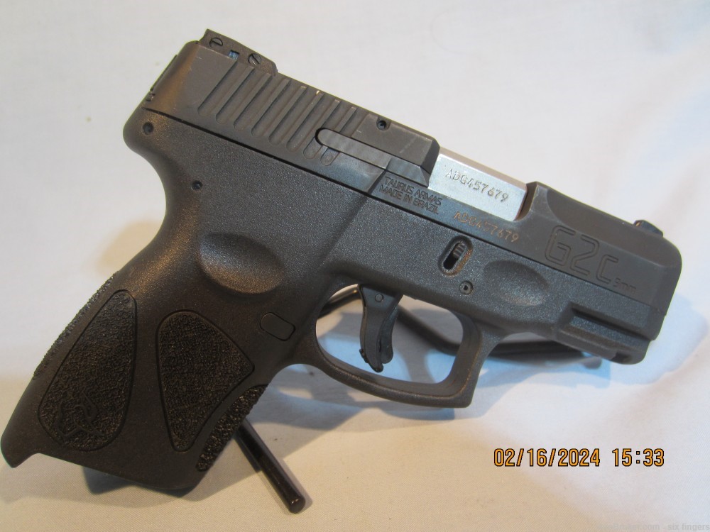 Taurus G2C, 9mm, 3 1/4" bl., 2-12 rd. mags.-img-4