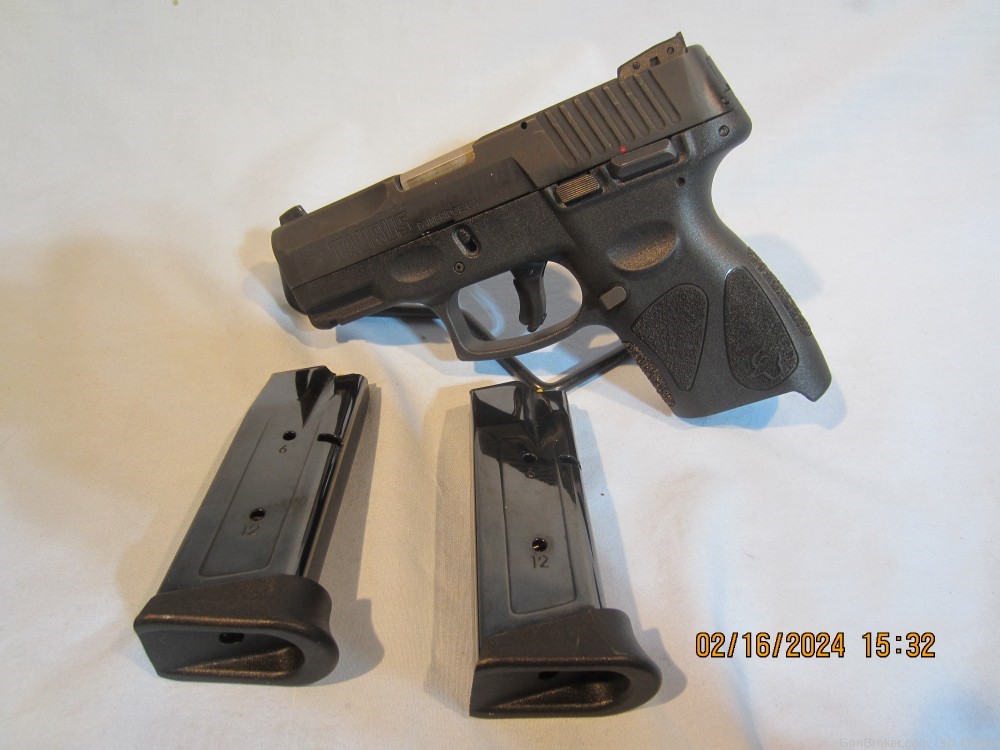 Taurus G2C, 9mm, 3 1/4" bl., 2-12 rd. mags.-img-0