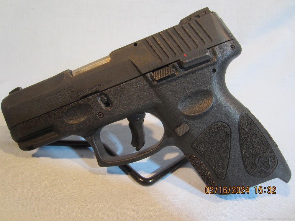 Taurus G2C, 9mm, 3 1/4" bl., 2-12 rd. mags.-img-2