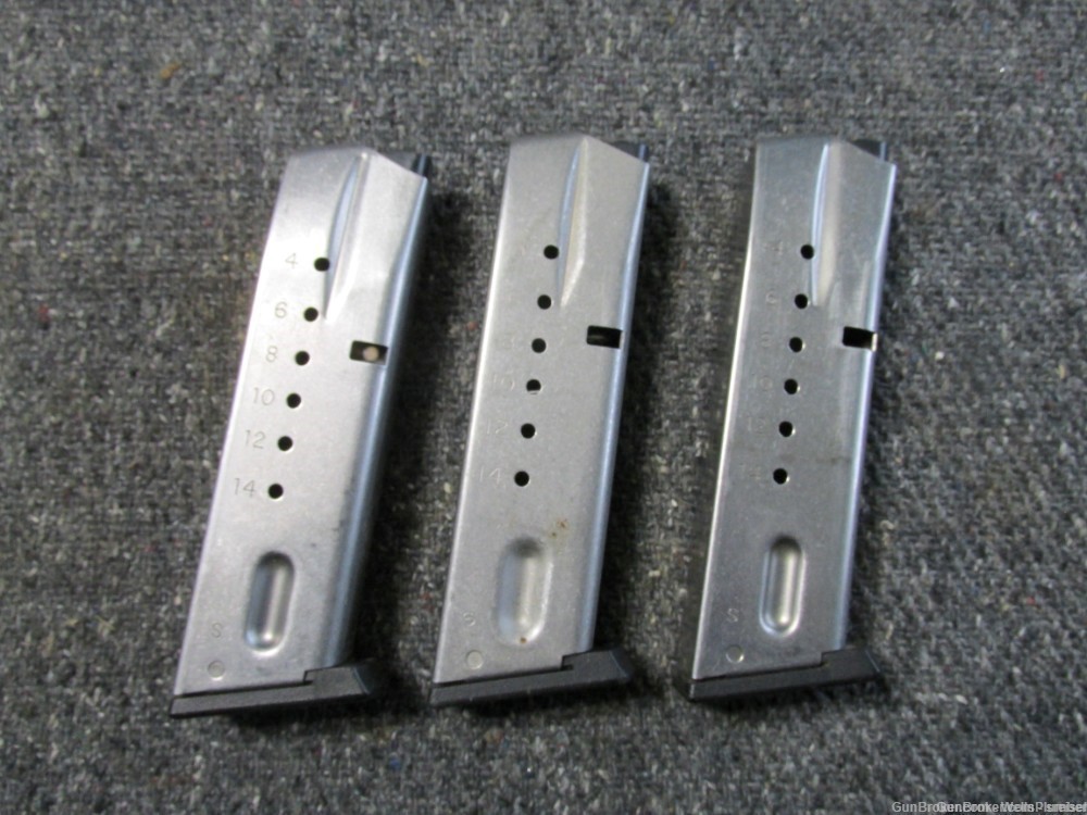 (3 TOTAL) SMITH & WESSON 5906 FACTORY 9MM 15RD MAGAZINE (EXCELLENT)-img-0
