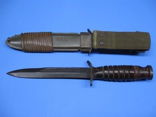 US WWII M3 UTICA BLADE MARKED FIGHTING KNIFE WITH SCABBARD (MINT)-img-3