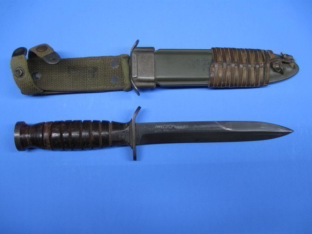 US WWII M3 UTICA BLADE MARKED FIGHTING KNIFE WITH SCABBARD (MINT)-img-0