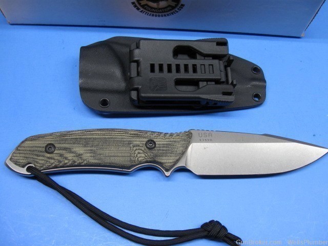 THE ATTLEBORO STRAIGHT KNIFE GRAPHITE BLACK WITH SCABBARD (MINT IN BOX)-img-2