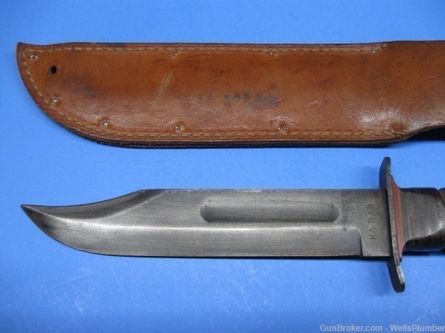 USMC WWII KABAR BLUED BLADE WITH RED SPACER FIGHTING KNIFE WITH SCABBARD   -img-5