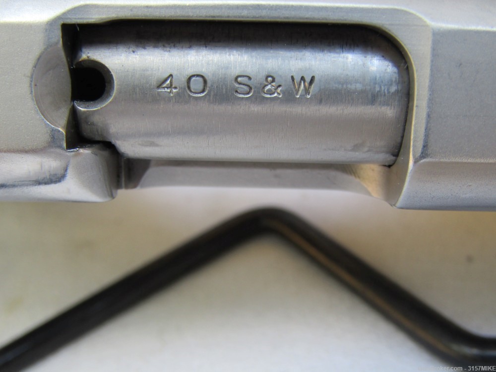 Smith & Wesson Model 4046TSW, .40SW, 4" Barrel, Brinks Special-img-13