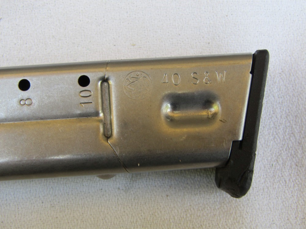 Smith & Wesson Model 4046TSW, .40SW, 4" Barrel, Brinks Special-img-21