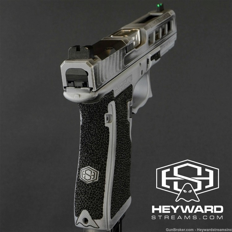 Custom Glock 17 Gen 4 Pistol, ZPS.3, Gray Battle worn, stippled, 9mm-img-3