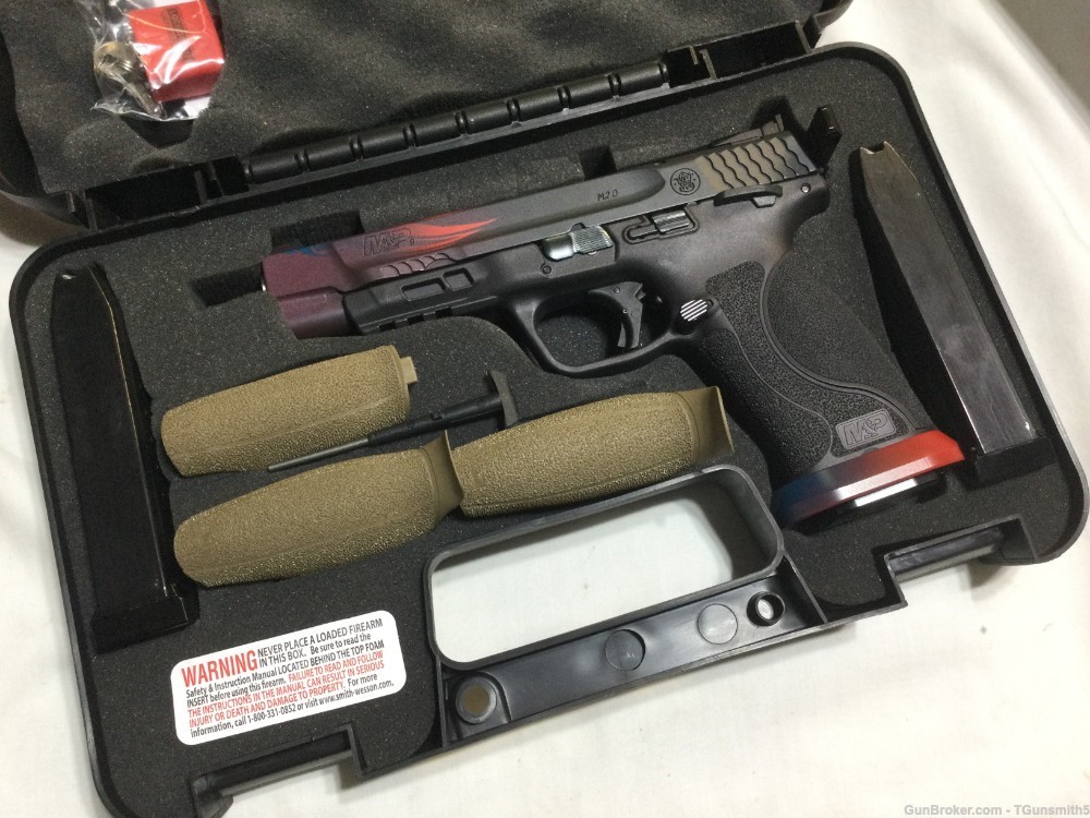 CUSTOMIZED SMITH & WESSON M&P 9 M2.0 in 9mm Cal. W/Accessories-img-30