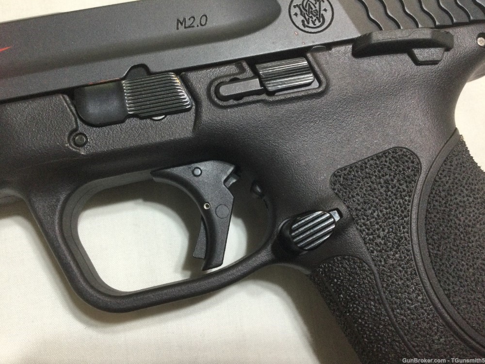 CUSTOMIZED SMITH & WESSON M&P 9 M2.0 in 9mm Cal. W/Accessories-img-6