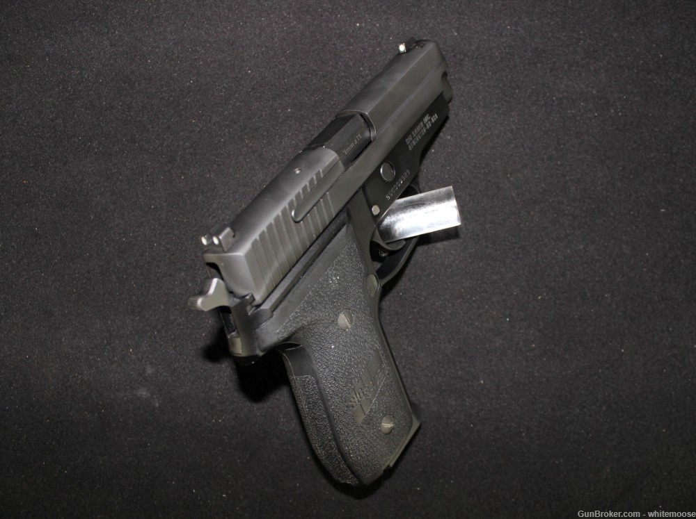SIG SAUER M11-A1 Compact 9mm Nitron 3.9" USED-img-6