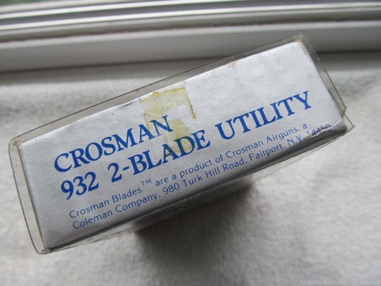 Crosman 962 2-Blade Knife with Sheath-img-1