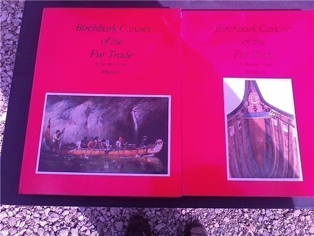 Birchbark Canoes of the Fur Trade-Volumn 1 & 2-img-2