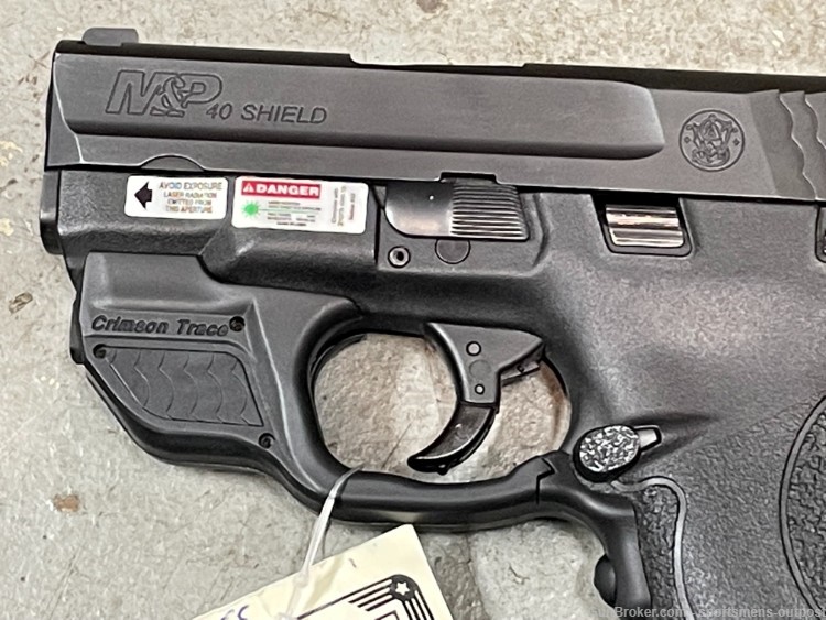 Smith and Wesson M&P 40 Shield .40S&W-img-8