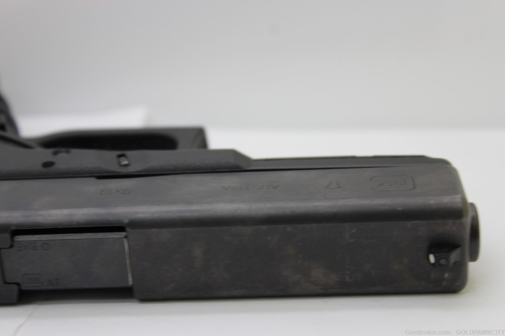 Glock 17 Gen 3 9mm 4.5”  2-mag-img-6