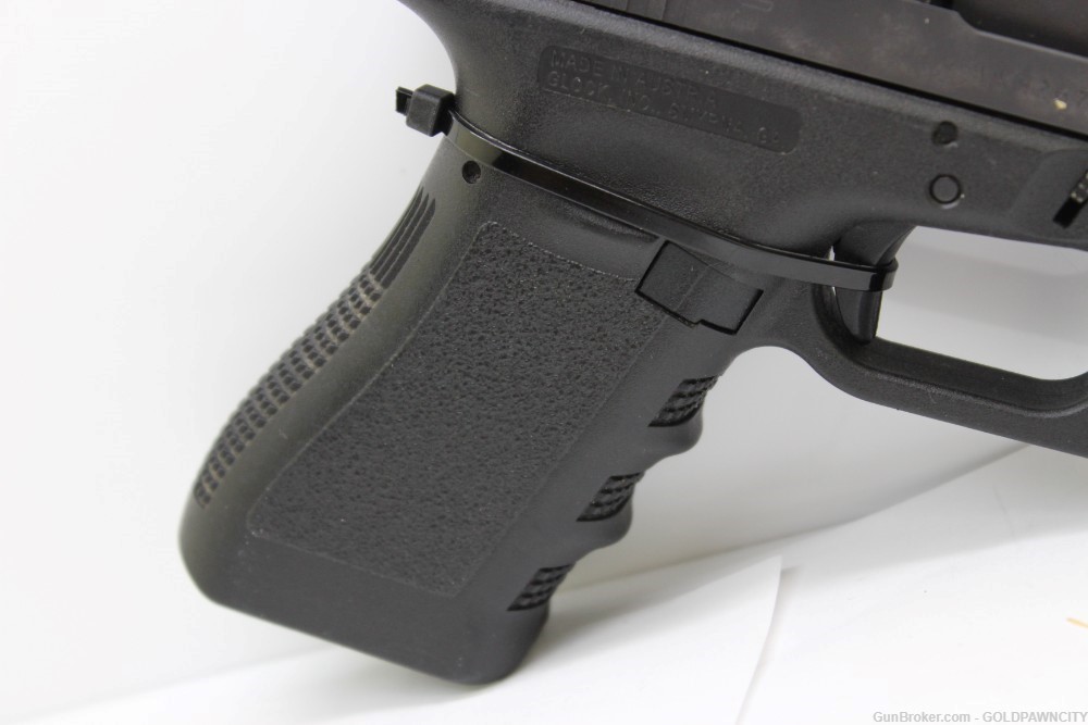 Glock 17 Gen 3 9mm 4.5”  2-mag-img-12