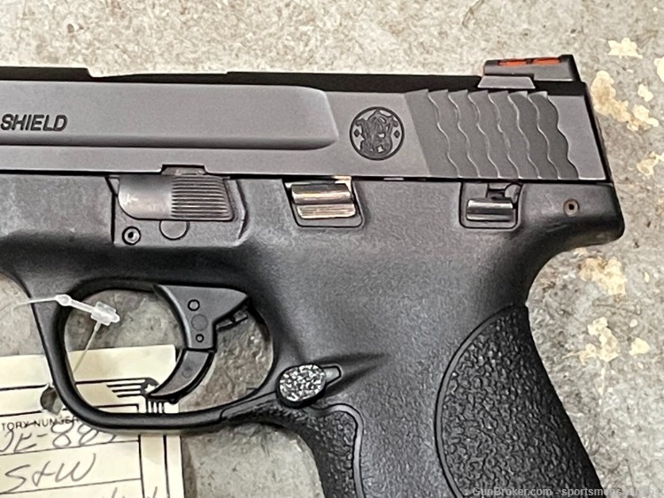 Smith and Wesson M&P40 Shield .40S&W-img-2