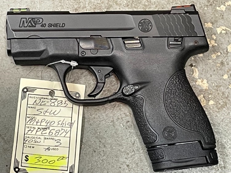 Smith and Wesson M&P40 Shield .40S&W-img-1