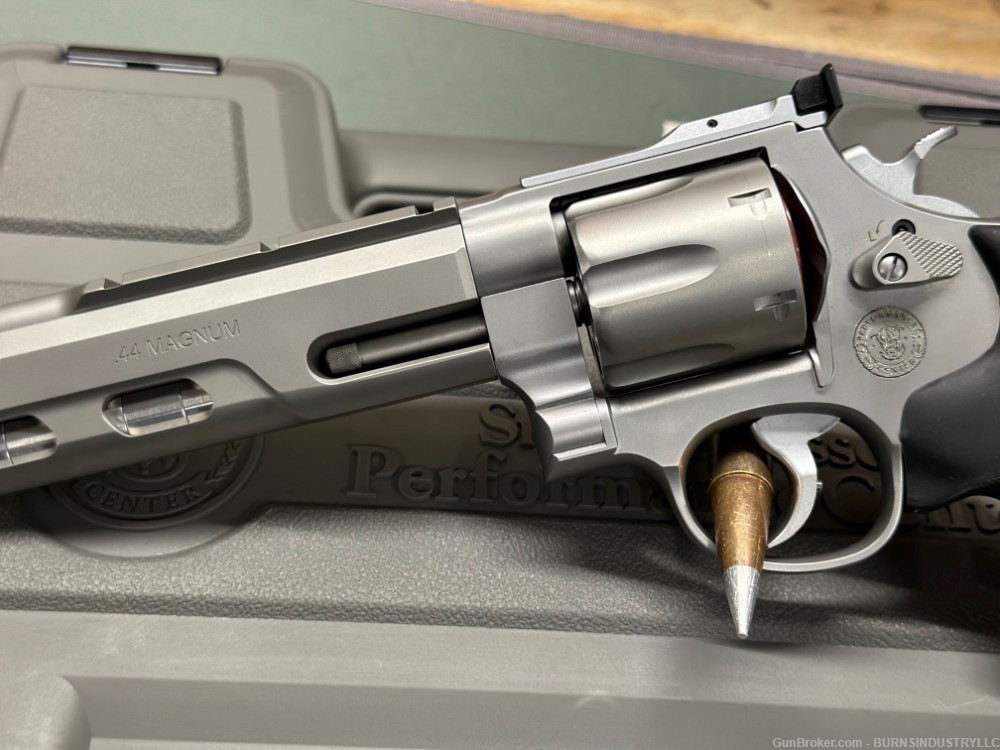 Smith & Wesson 629 PC S&W 629 Wesson & Smith S&W-629 Competitor-img-7