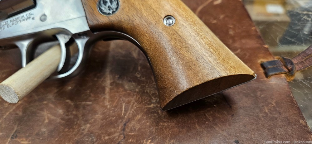 Ruger New Model Blackhawk, .357 Magnum-img-8