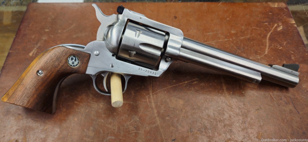 Ruger New Model Blackhawk, .357 Magnum-img-1