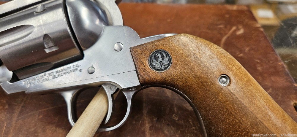 Ruger New Model Blackhawk, .357 Magnum-img-7