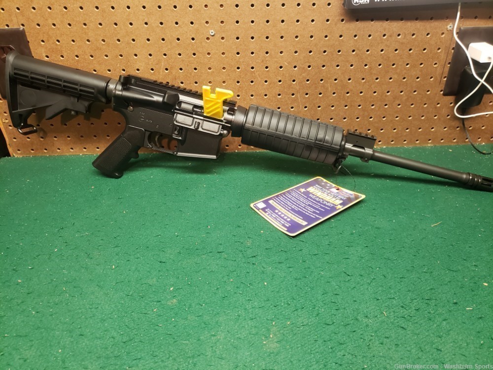 Brand New Windham Weaponry AR 15 in 300 Blackout -img-1