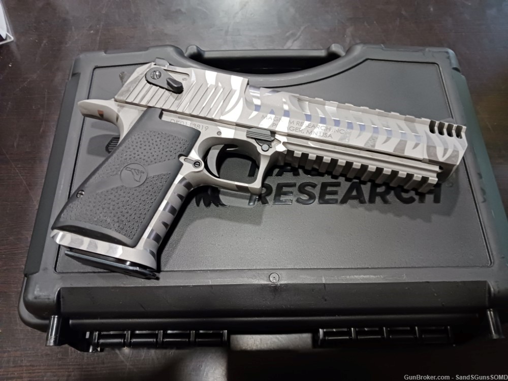 HARD TO FIND! TIGER STRIPE DESERT EAGLE 50 AE STAINLESS SEMI AUTO PISTOL-img-5
