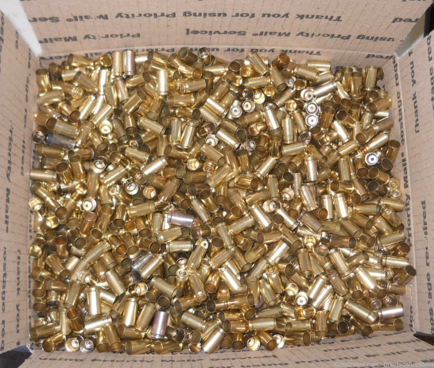 32+ Pounds 9mm Luger Reloading Brass Cleaned 3700 Rounds-img-0