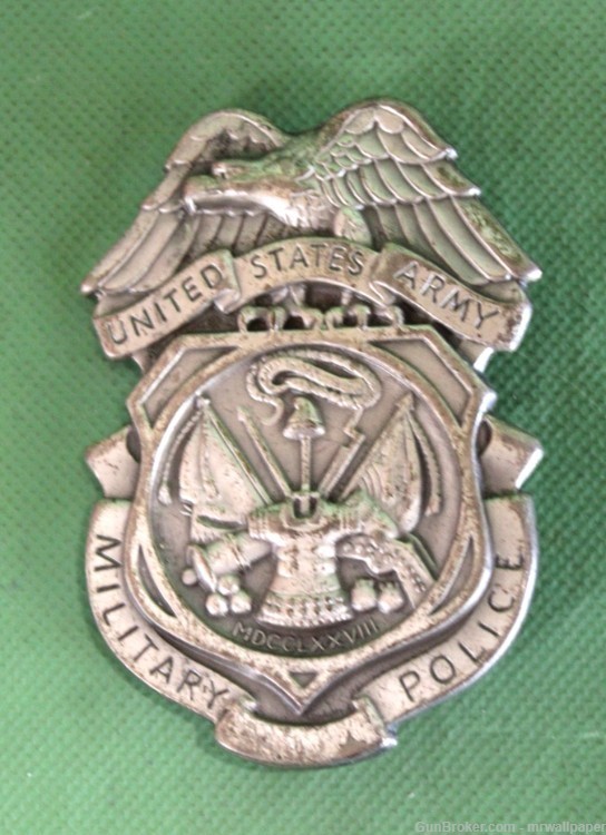 Obsolete United States World War II Army Military Police Law Badge YD-img-0
