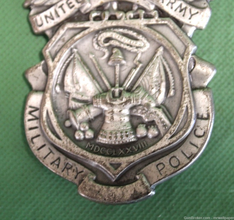 Obsolete United States World War II Army Military Police Law Badge YD-img-2