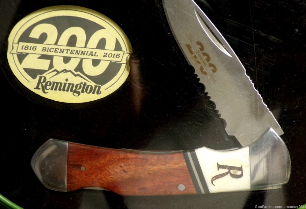Remington 200 Years Collectible Tin Gift Set Including 1 Knife & Tin Box -img-2