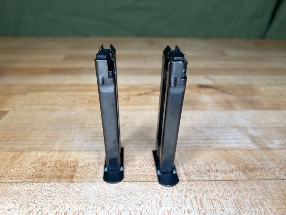 Heckler & Koch H&K Squeeze Cocker Pistol TROS USA Brl & Two Mags 22LR P7K3-img-9