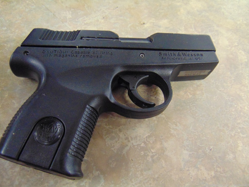 SMITH AND WESSON MODEL SW380 IN 380 ACP. W/3" BAR. AND ONE MAGAZINE-img-2