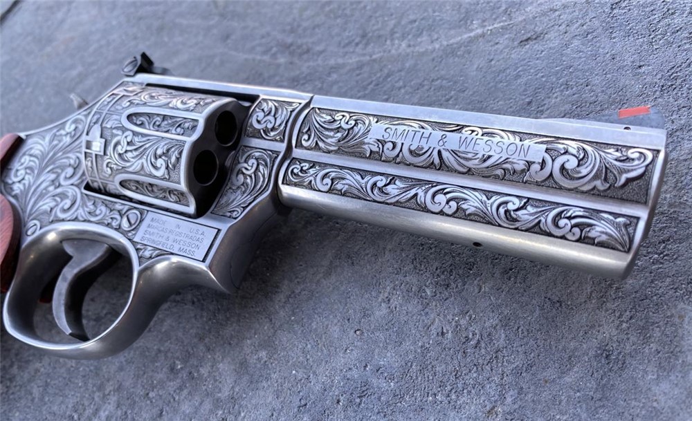Smith & Wesson S&W 686 4" MLE Scroll AAA Custom Engraved by Altamont -img-11