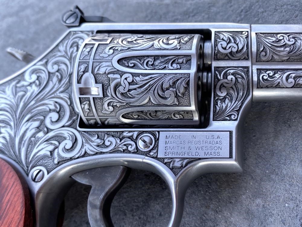 Smith & Wesson S&W 686 4" MLE Scroll AAA Custom Engraved by Altamont -img-10