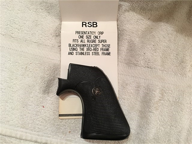 New Pachmayr Super Ruger Blackhawk Target Grips-img-1
