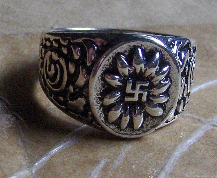  Third Reich. German WWII ring REPRODUCTION  swastika Size 10  (24)-img-0