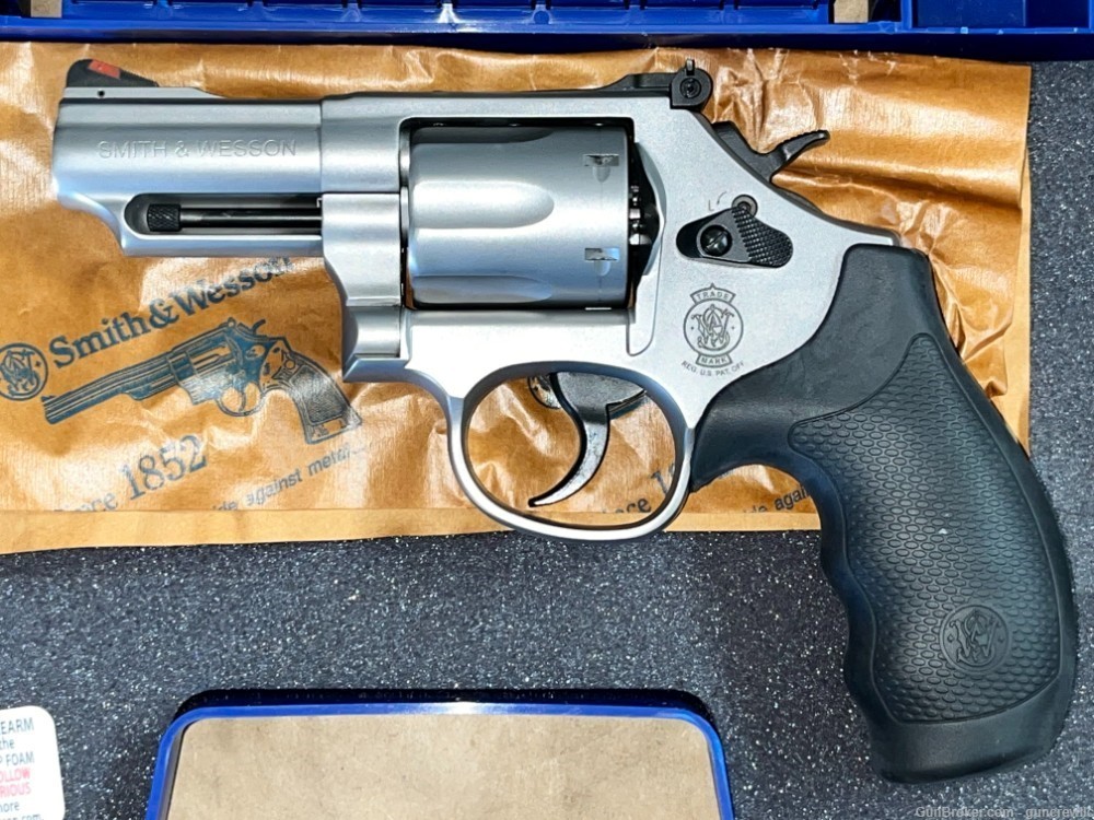 Smith & Wesson S&W Model 66-8 Combat Magnum 357Mag 10061 SS 2.75" Layaway-img-2