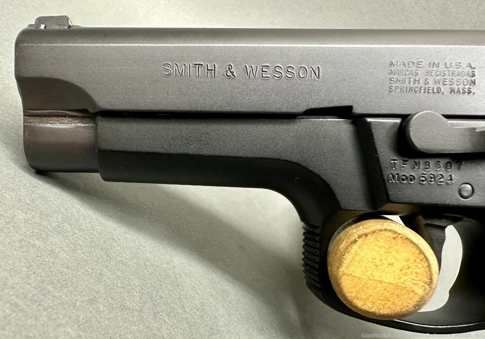 Smith & Wesson Model 5924 Pistol-img-5