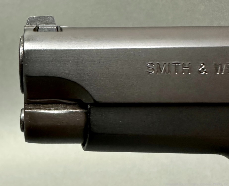 Smith & Wesson Model 5924 Pistol-img-3