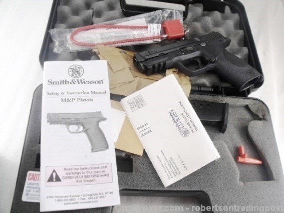Smith & Wesson Type Regal Red Handgun Cable Locks R15SC1 CA S&W Correct-img-5