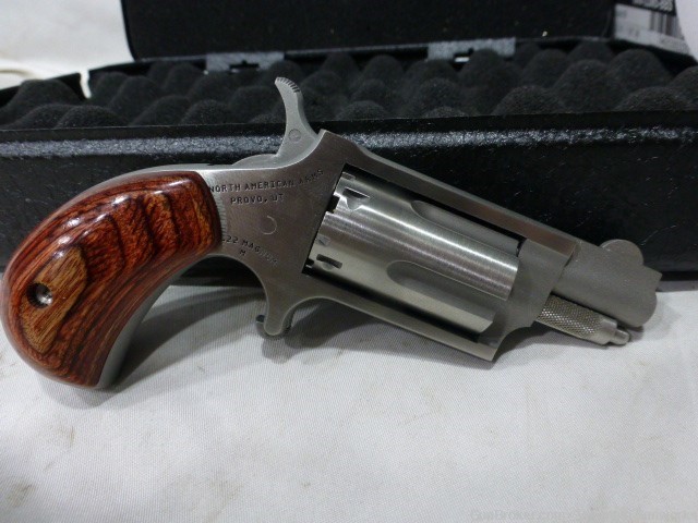 NIB NAA Mini Revolver Skeleton Belt Buckle 22 Mag Hard Case NAA-22MS-BBS-img-1