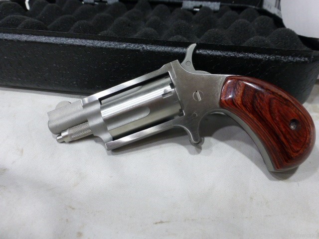 NIB NAA Mini Revolver Skeleton Belt Buckle 22 Mag Hard Case NAA-22MS-BBS-img-2