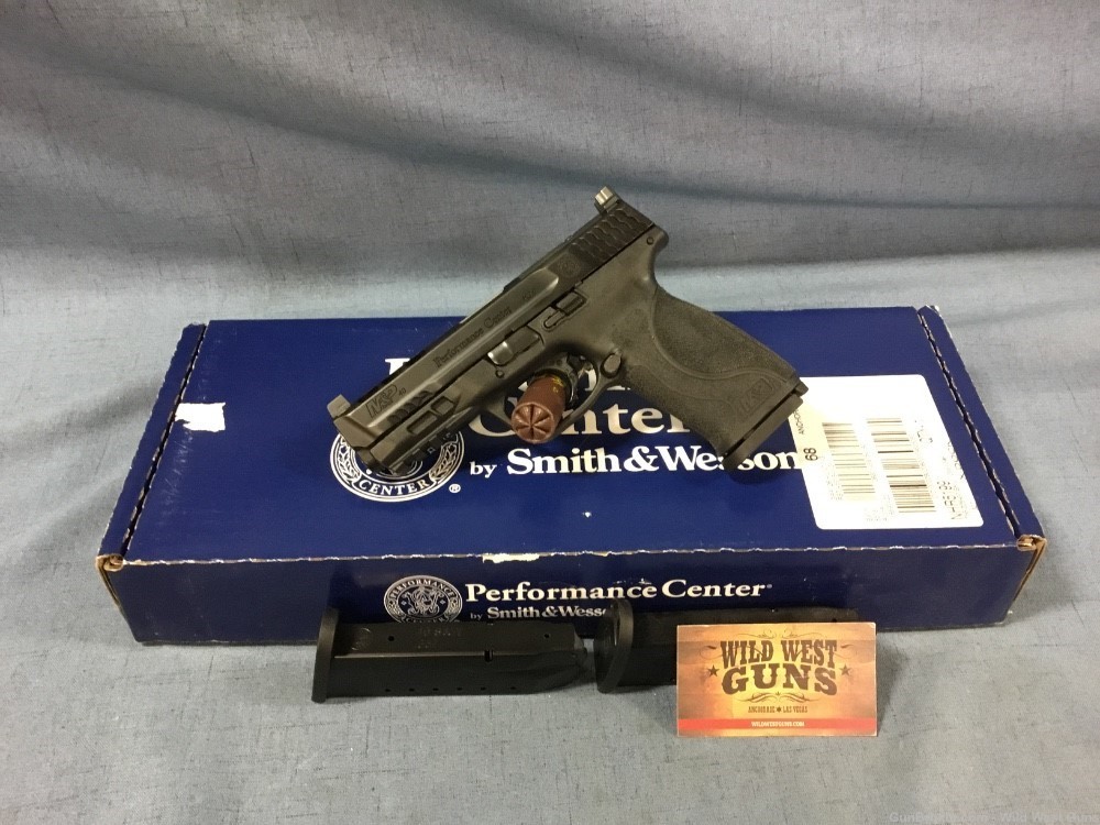 Smith & Wesson M&P 40-img-0